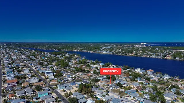 $265,000 | 5814 Pinetree Avenue, Panama City Beach, FL 32408