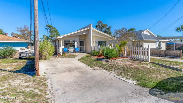 $265,000 | 5814 Pinetree Avenue, Panama City Beach, FL 32408