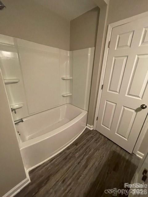 3826 Langley Road Charlotte, NC 28215 - Photo 11 of 15 a bathroom with a bathtub