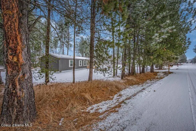 $399,000 | 235 Davis Road, Sagle, ID 83860