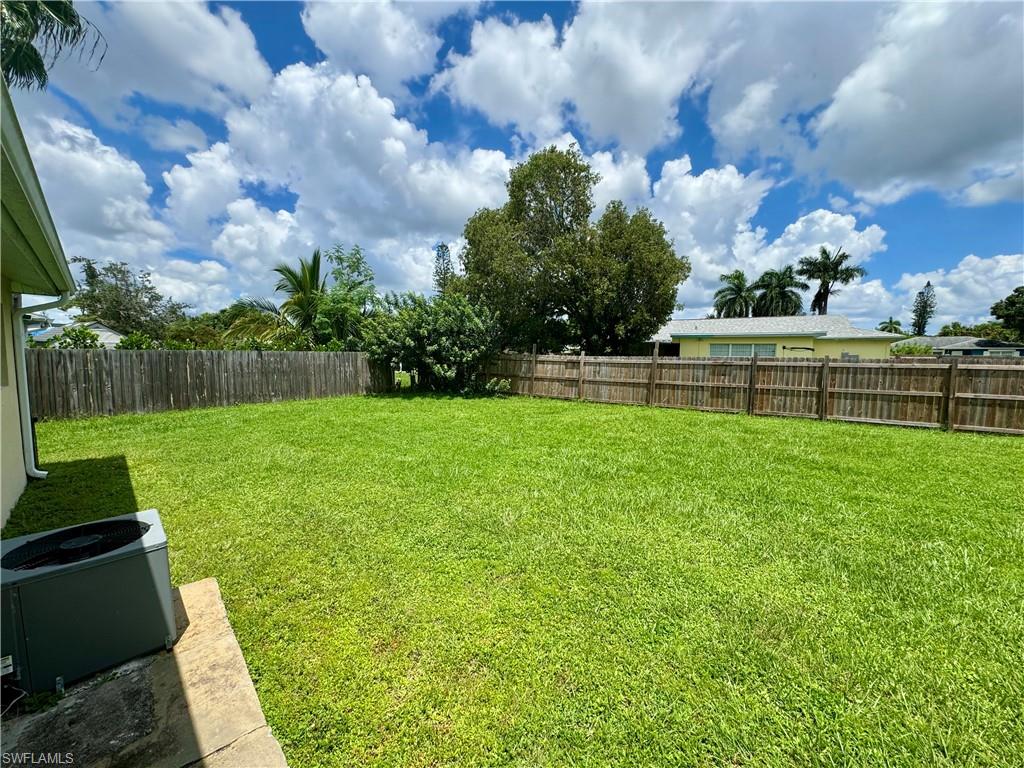 3400 Dorado Way Naples, FL 34105 - Photo 11 of 16 Backyard