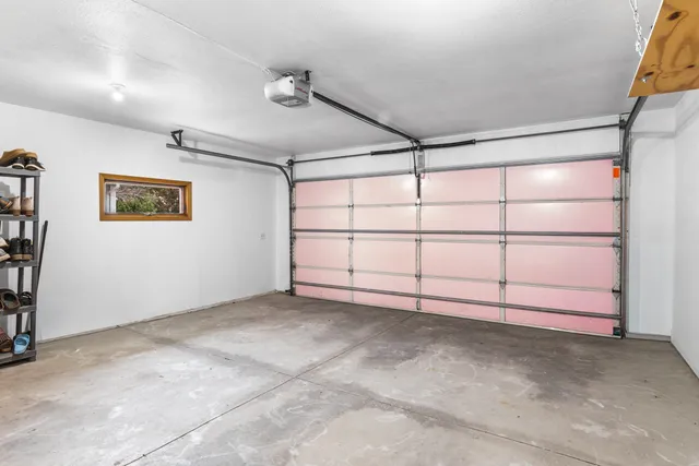 $254,000 | 1568 South Oakwood Road, Oshkosh, WI 54904