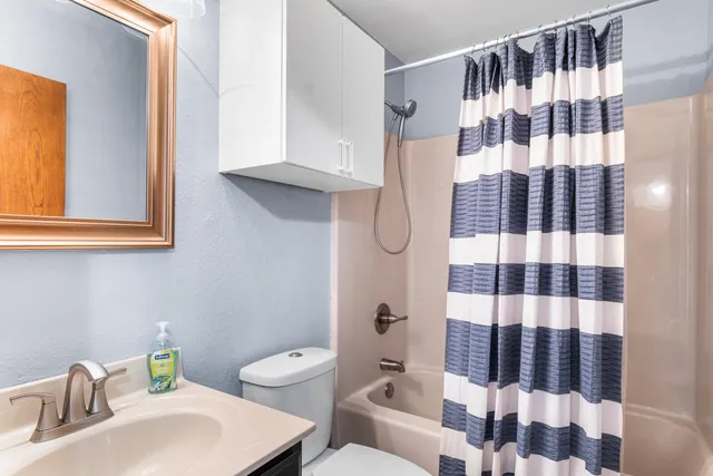 $254,000 | 1568 South Oakwood Road, Oshkosh, WI 54904