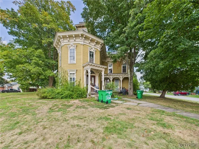 $194,899 | 82 North Central Avenue, Springville, NY 14141