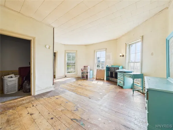 $189,900 | 82 North Central Avenue, Concord, NY 14141