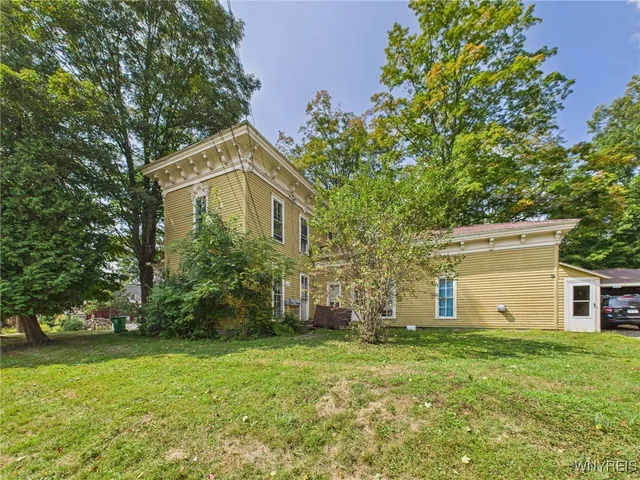 $194,899 | 82 North Central Avenue, Springville, NY 14141