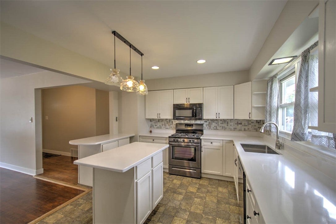 3045 Turpin Road Decatur, IL 62521 - Photo 9 of 30 Gallery Image 9