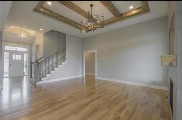 $669,000 | 1305 Mulberry Street, Pleasant Hill, MO 64080