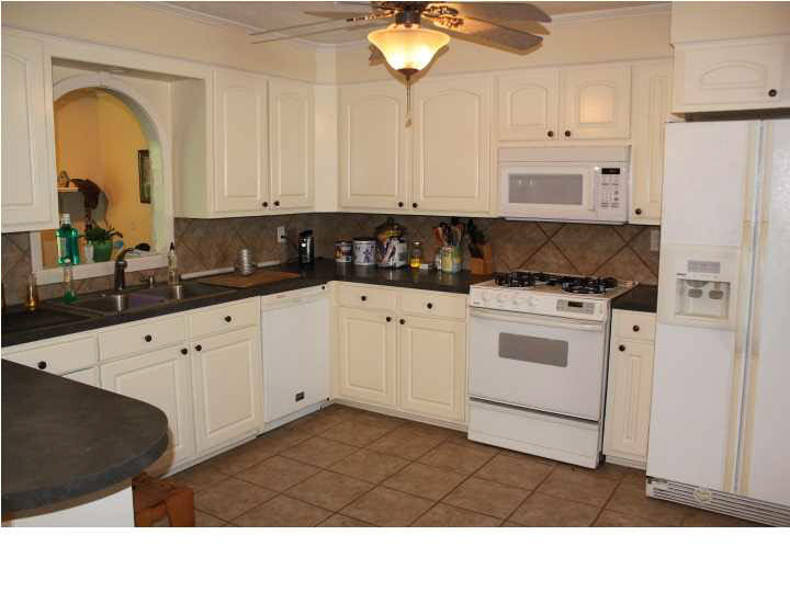 160 Leggett Road Clinton, MS 39056 - Photo 13 of 43 Kitchen