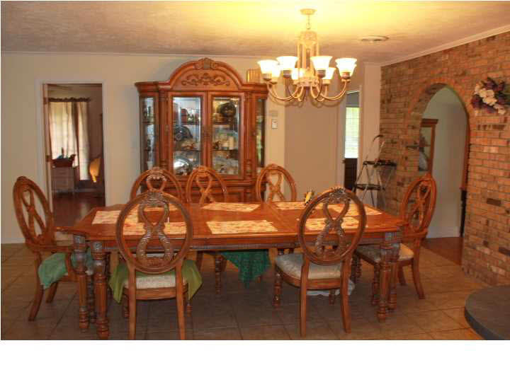 160 Leggett Road Clinton, MS 39056 - Photo 19 of 43 Dining Area