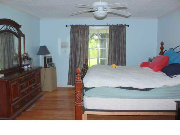 160 Leggett Road Clinton, MS 39056 - Photo 22 of 43 Master Suite