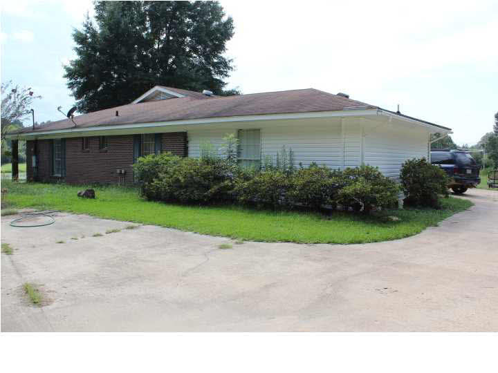 160 Leggett Road Clinton, MS 39056 - Photo 4 of 43 Front Side View