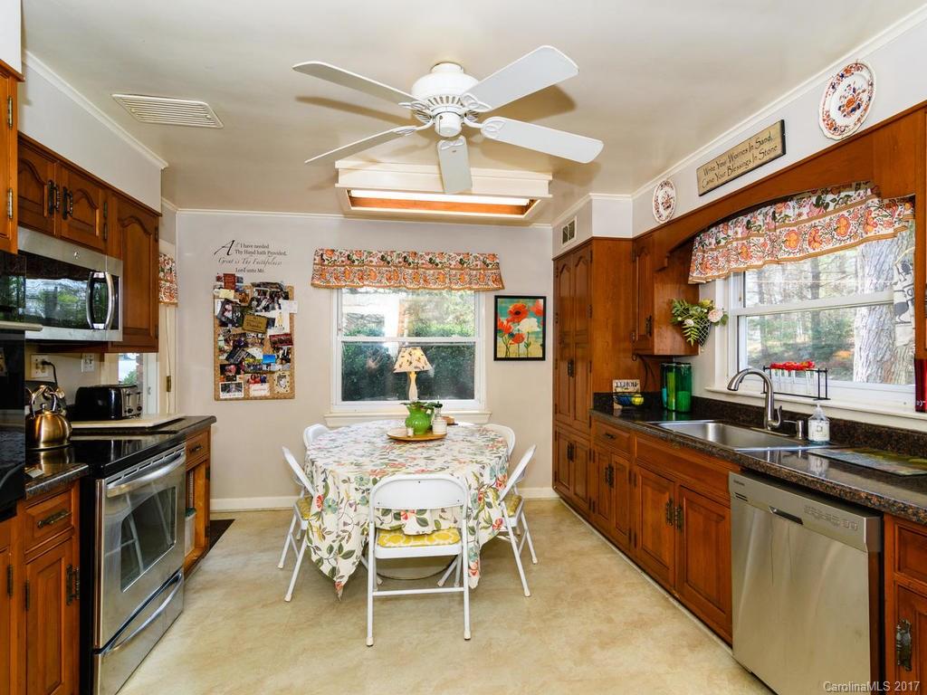 345 Windsor Road Asheville, NC 28804 - Photo 11 of 24 Gallery Image 11