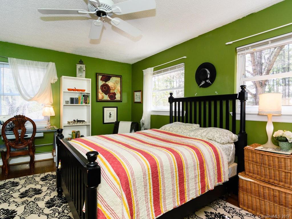 345 Windsor Road Asheville, NC 28804 - Photo 15 of 24 Gallery Image 15