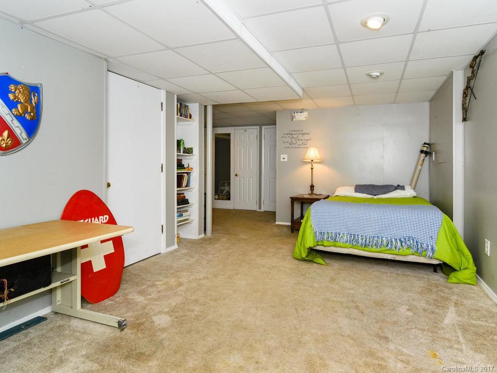 345 Windsor Road Asheville, NC 28804 - Photo 17 of 24 Gallery Image 17