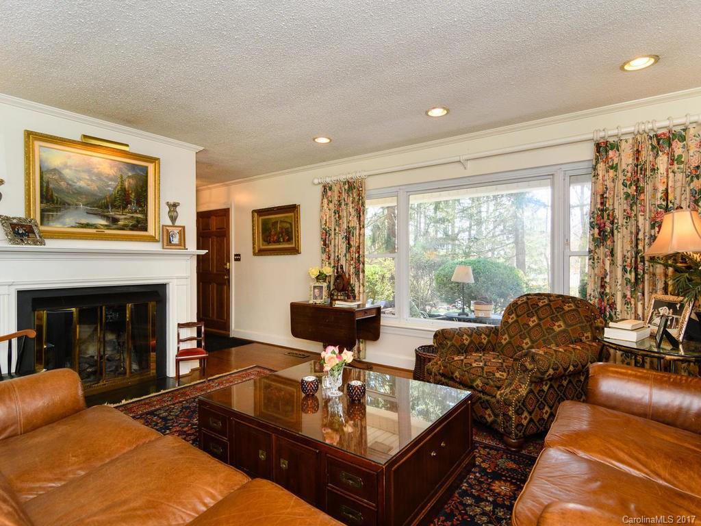 345 Windsor Road Asheville, NC 28804 - Photo 5 of 24 Gallery Image 5