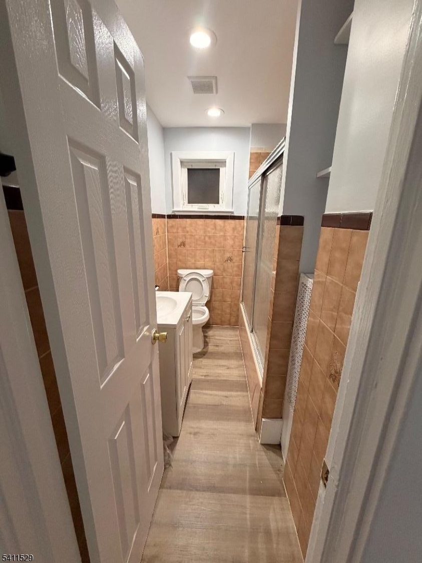 1359 Alina Street Elizabeth, NJ 07208 - Photo 3 of 7