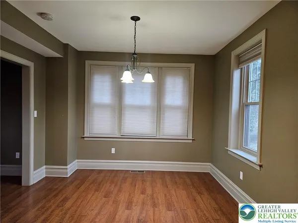 $2,300 | 8115 Main Street, Fogelsville, PA 18051