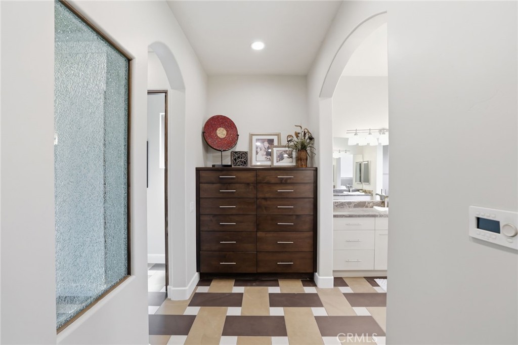 14779 Wood Riverside, CA 92508 - Photo 34 of 70 a view of a dresser