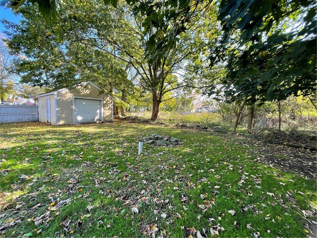 439 Main Road Tiverton, RI 02878 - Photo 7 of 16