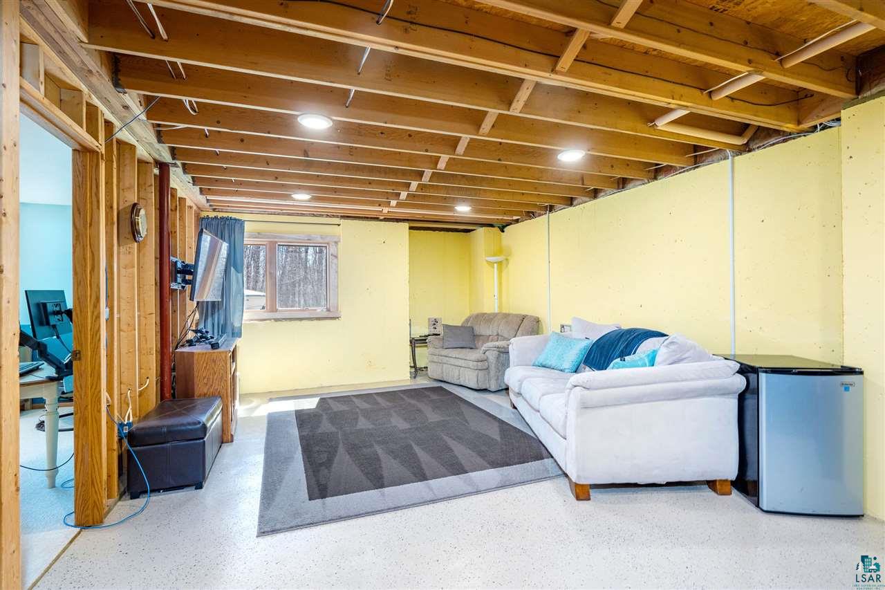 5060 Washburn Road Duluth, MN 55804 - Photo 17 of 31 Lower Level Rec Room