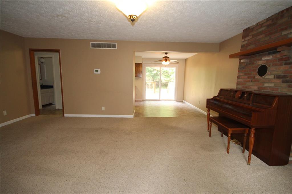 6525 South Sprague Road Columbus, IN 47201 - Photo 19 of 46