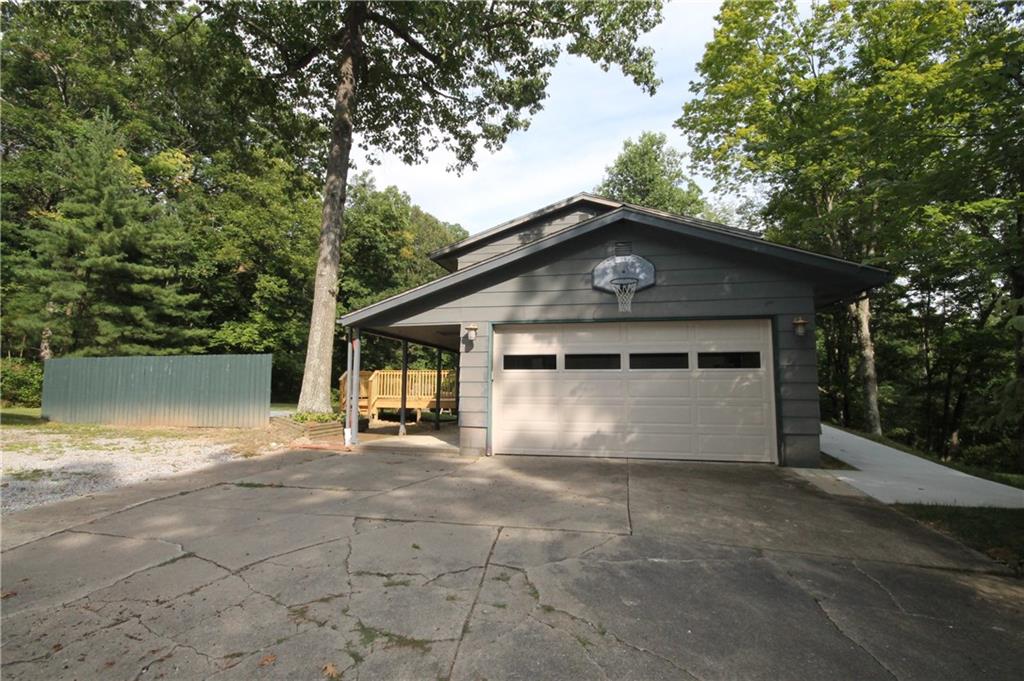6525 South Sprague Road Columbus, IN 47201 - Photo 7 of 46
