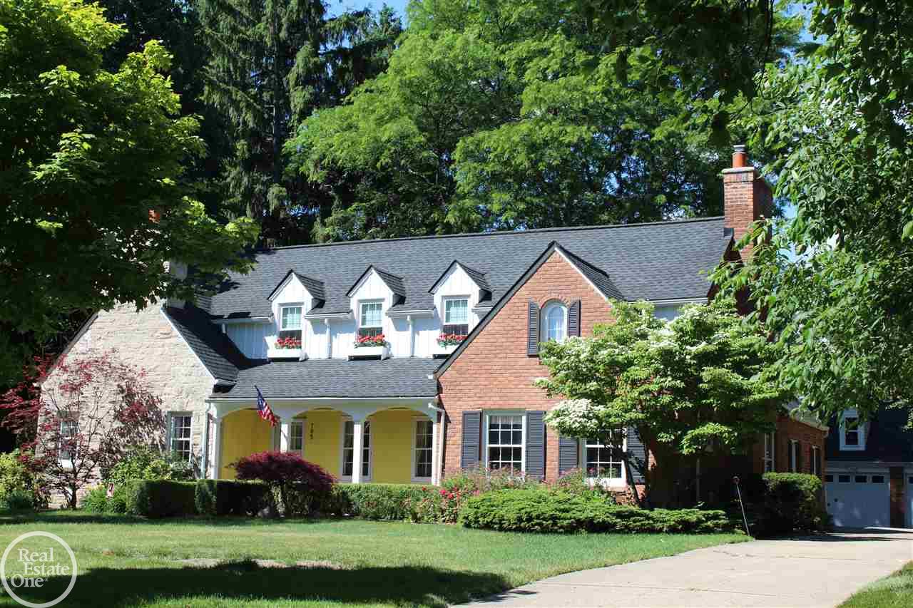 705 Trombley Road Grosse Pointe Park, MI 48230 - Photo 2 of 54