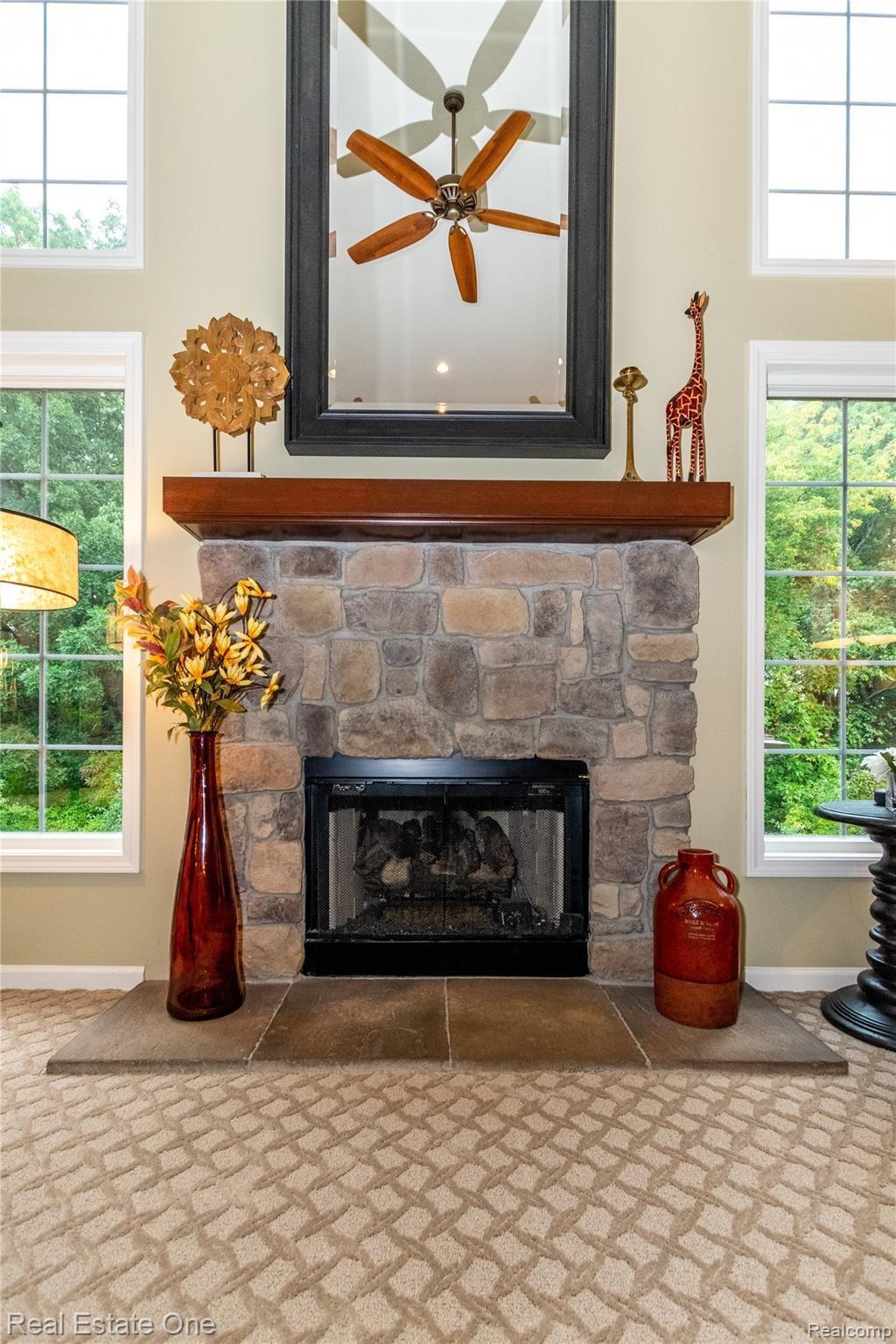 3959 Kaeleaf Road Lake Orion, MI 48360 - Photo 14 of 43 Gas Fireplace