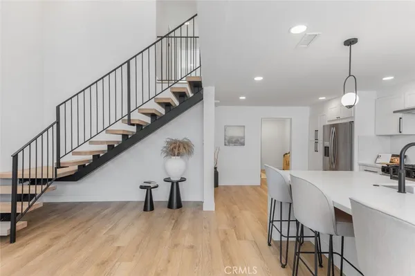$2,025,000 | 22526 Lake Forest Lane, Lake Forest, CA 92630