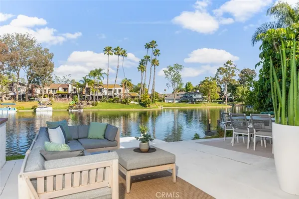 $2,025,000 | 22526 Lake Forest Lane, Lake Forest, CA 92630