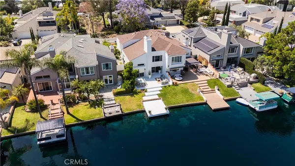 $2,025,000 | 22526 Lake Forest Lane, Lake Forest, CA 92630