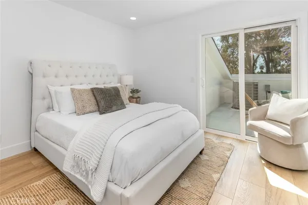 $2,025,000 | 22526 Lake Forest Lane, Lake Forest, CA 92630