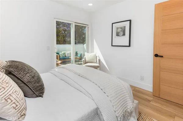 $2,025,000 | 22526 Lake Forest Lane, Lake Forest, CA 92630