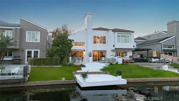$2,025,000 | 22526 Lake Forest Lane, Lake Forest, CA 92630