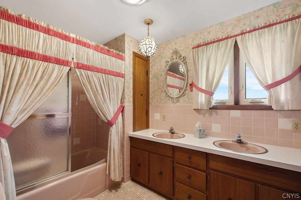 3990 Maider Road Clay, NY 13041 - Photo 20 of 36