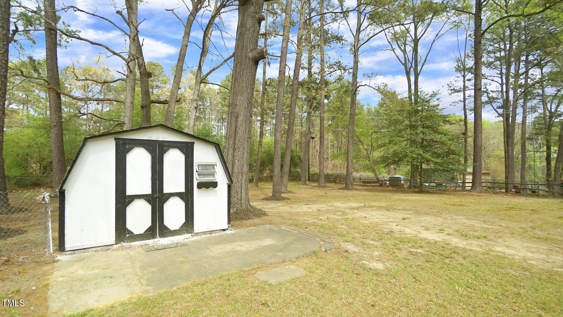 909 Windcrest Road Durham, NC 27713 - Photo 14 of 54 DSC06963