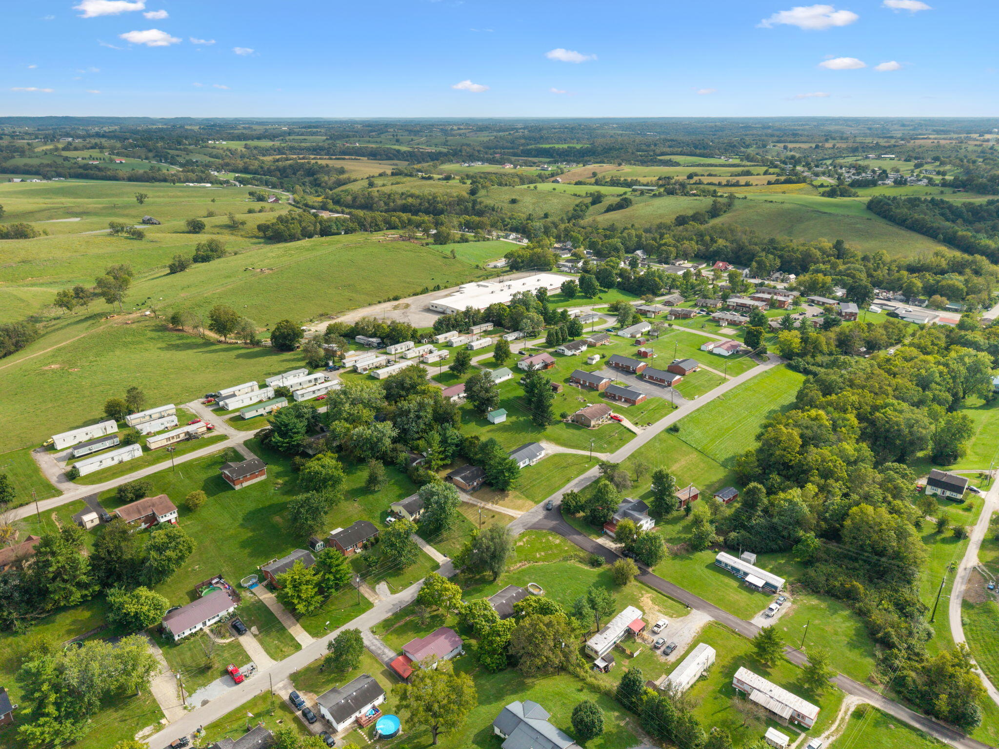 259 Rucker Street Flemingsburg, KY 41041 - Photo 41 of 47 19-web-or-mls-DJI_20260921163956_0051_D