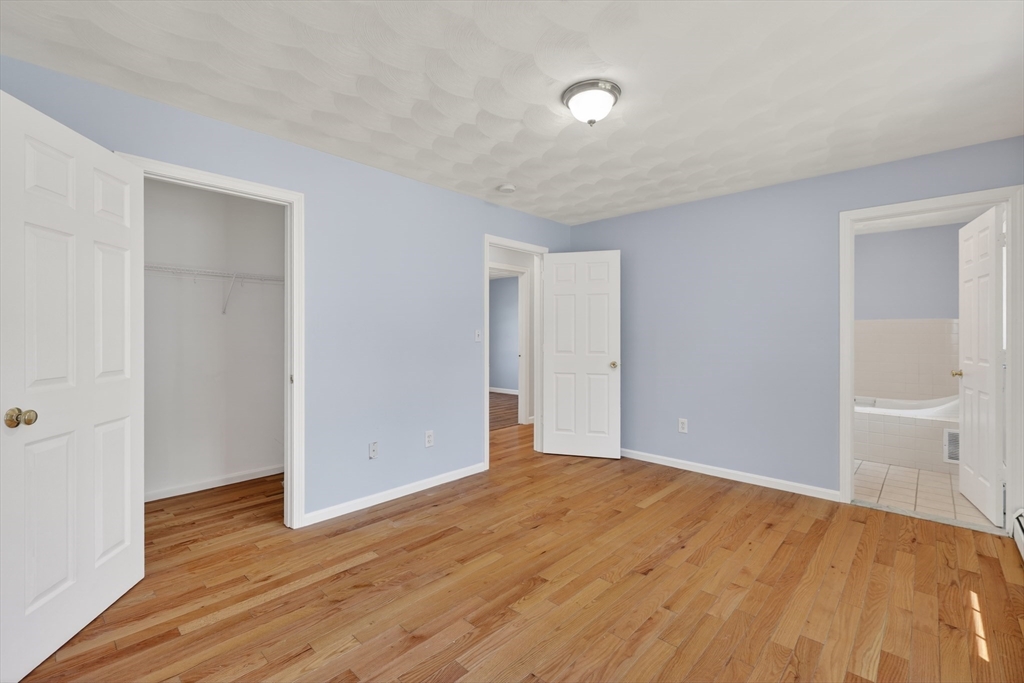 3 Oakleaf Circle Worcester, MA 01603 - Photo 13 of 32