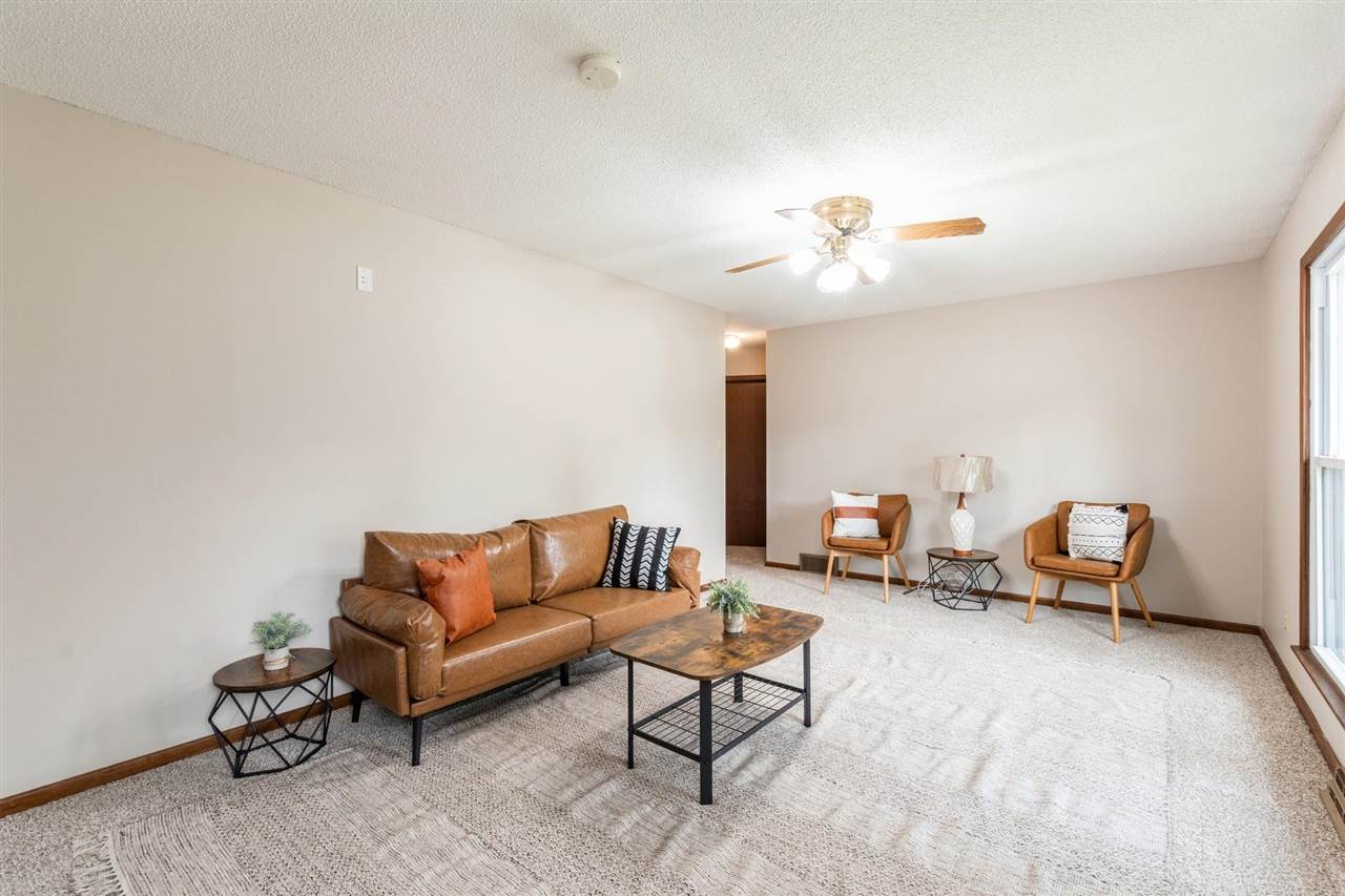 1280 Terrace Street Marion, IA 52302 - Photo 5 of 30 Gallery Image 5