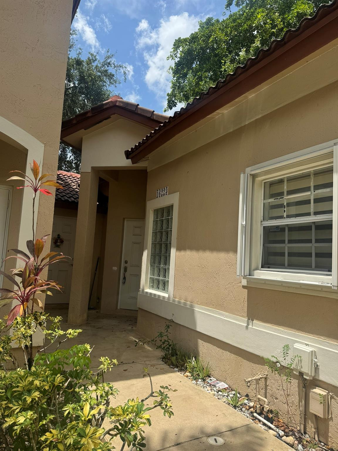 16223 Emerald Cove Road, Unit 16223 Weston, FL 33331 - Photo 3 of 38 a front view of a house