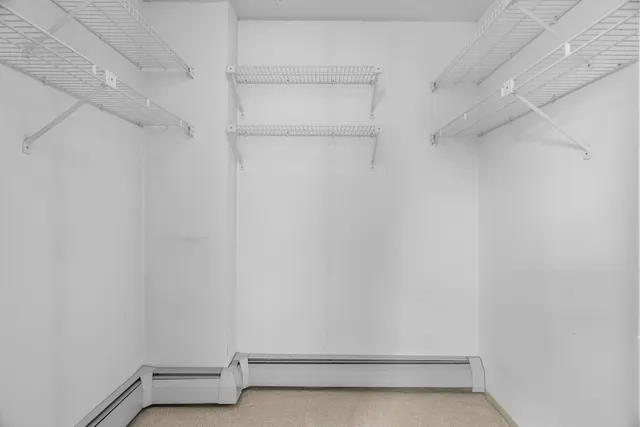 $185,000 | 6615 Lake Shore Drive South, Unit 517, Richfield, MN 55423