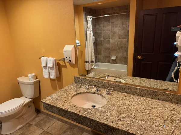 $236,750 | 2411 River Wisconsin Dells Wi 53965, Unit 2227, Wisconsin Dells, WI 53965