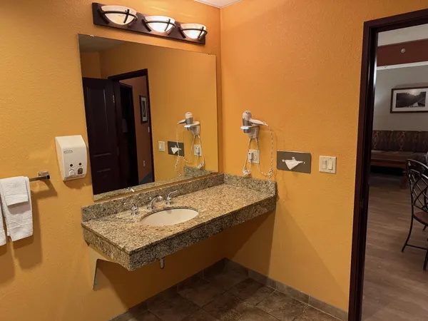 $236,750 | 2411 River Wisconsin Dells Wi 53965, Unit 2227, Wisconsin Dells, WI 53965