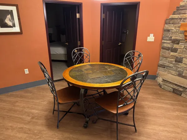 $236,750 | 2411 River Wisconsin Dells Wi 53965, Unit 2227, Wisconsin Dells, WI 53965