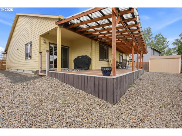 $525,000 | 3188 36th Avenue Southeast, Albany, OR 97322