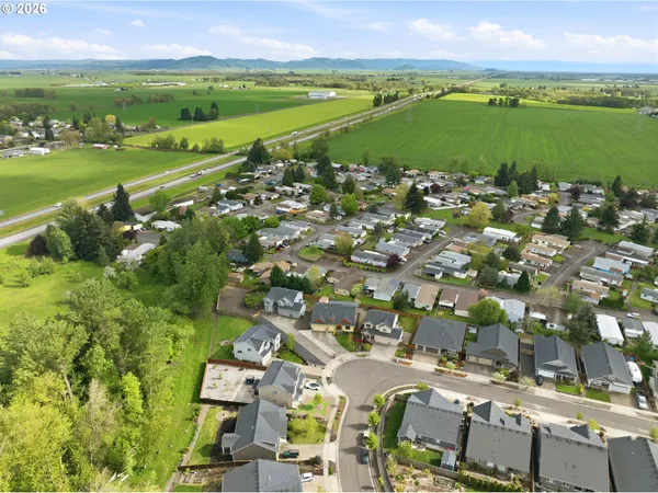 $525,000 | 3188 36th Avenue Southeast, Albany, OR 97322
