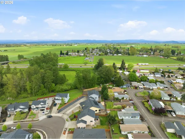 $525,000 | 3188 36th Avenue Southeast, Albany, OR 97322