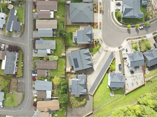$525,000 | 3188 36th Avenue Southeast, Albany, OR 97322