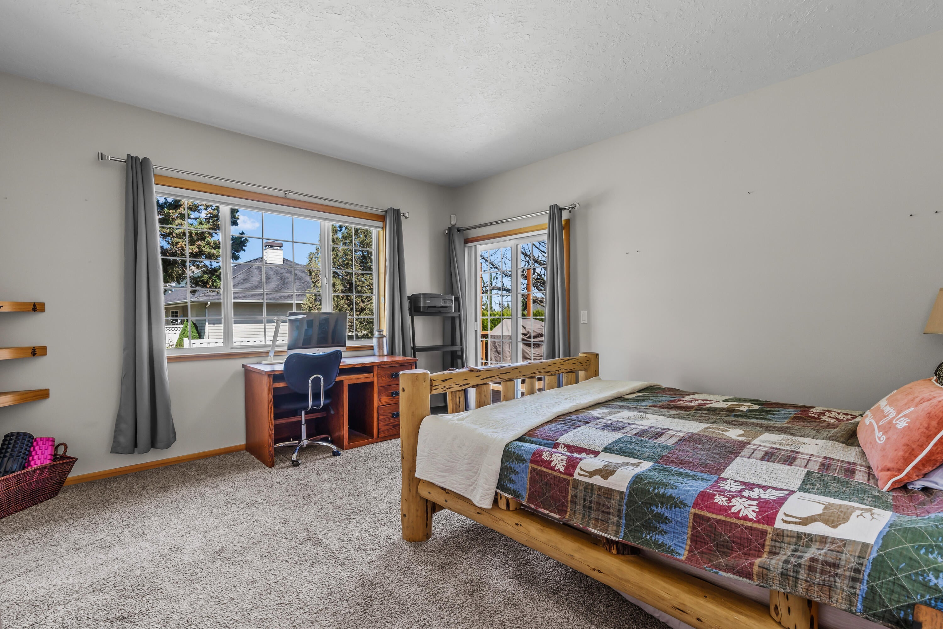 2625 Southwest 37th Street Redmond, OR 97756 - Photo 16 of 26 2023_06_05_2625_sw_37th_st_rdm-13